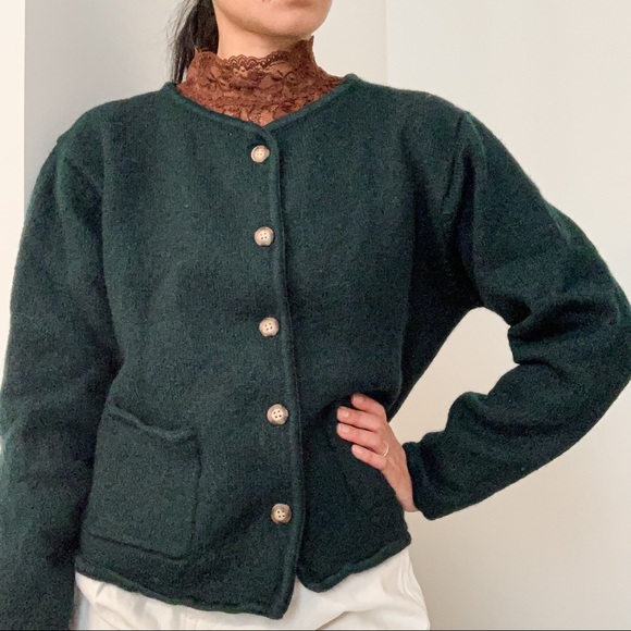 100% wool cropped sweater - Picture 10 of 12